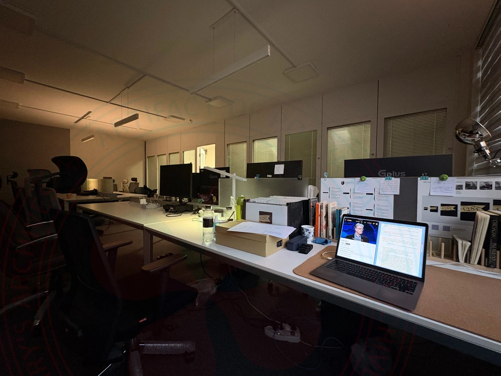 Hashemabadi's Office In Rain